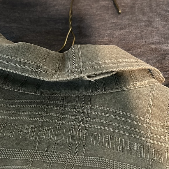 Tommy Bahama Button Up Shirt Size Large (Hawaiian/Camp Collar) - Picture 3 of 3